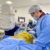 Santa Casa de Santos realiza cirurgia endoscópica na coluna